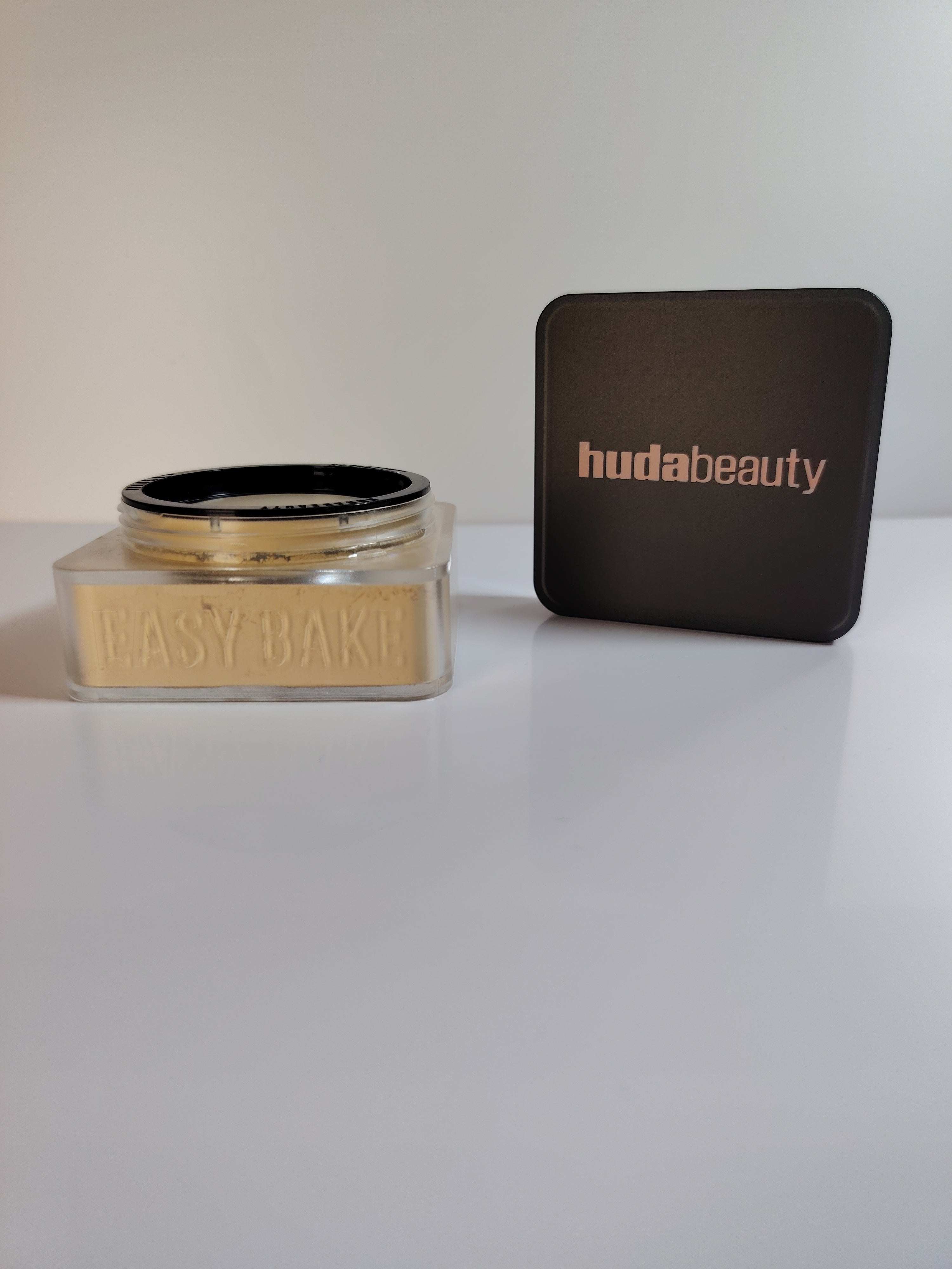 Easy Bake Poudre/HUDA "Blondie"